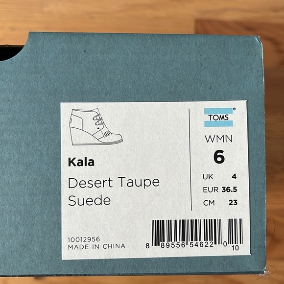 Toms Kala desert taupe ankle booties size 6 - Picture 6 of 7